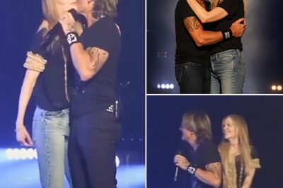 Keith Urban’s Song Interrupted by Surprise Guest Nicole Kidman Steals the Show in Intimate On-Stage Moment