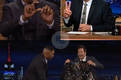 After Breaking a Tonight Show Record No One Saw Coming, Michael Strahan Surprises Jimmy Fallon with a One-of-a-Kind Gift — and It’s as Legendary (and Hilarious) as the NFL Star Himself!