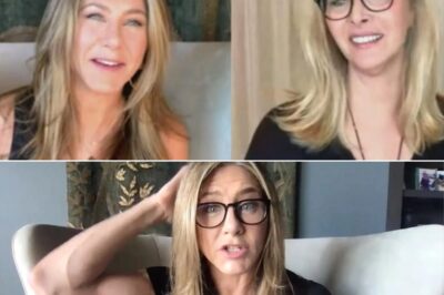 During a brief livestream from her home, Jennifer Aniston accidentally revealed a sticky note on the wall behind her. Eagle-eyed fans zoomed in… and burst out laughing when they saw what was written on it. Just minutes later, the livestream was cut off, and Jennifer responded with her signature wit