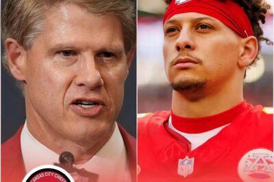 BREAKING NEWS: The future of the Kansas City Chiefs has just changed — Team President Clark Hunt announced the contract of the century: Patrick Mahomes will be with the Chiefs for life with an unprecedented commitment in NFL history! From a boy with a dream of becoming QB No. 1, Mahomes has now officially become the immortal soul of Kansas City, making the entire NFL community explode! teptep