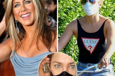 Fans were shocked to see Jennifer Aniston’s makeup-free face at the age of 56. So different from what she looks like on screen or on the red carpet, Jennifer Aniston has finally succumbed to time and age. Her real face is below