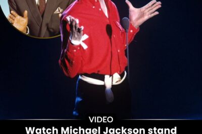 Watch Michael Jackson stand completely still while debuting a one-night-written song for Sammy Davis Jr., leaving the cancer-stricken legend openly weeping onstage.